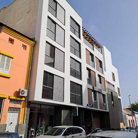 Santos House Πράγια Εξωτερικό φωτογραφία